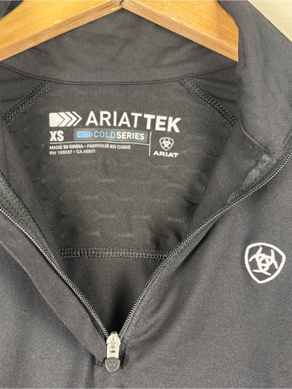 AriatTEK Cold Series Black Quarter Zip Performance Pullover Women XS - Picture 2 of 8